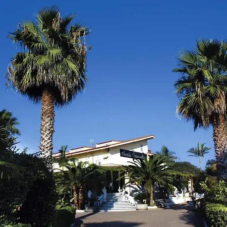 Szálloda Club Costa Smeralda 3*